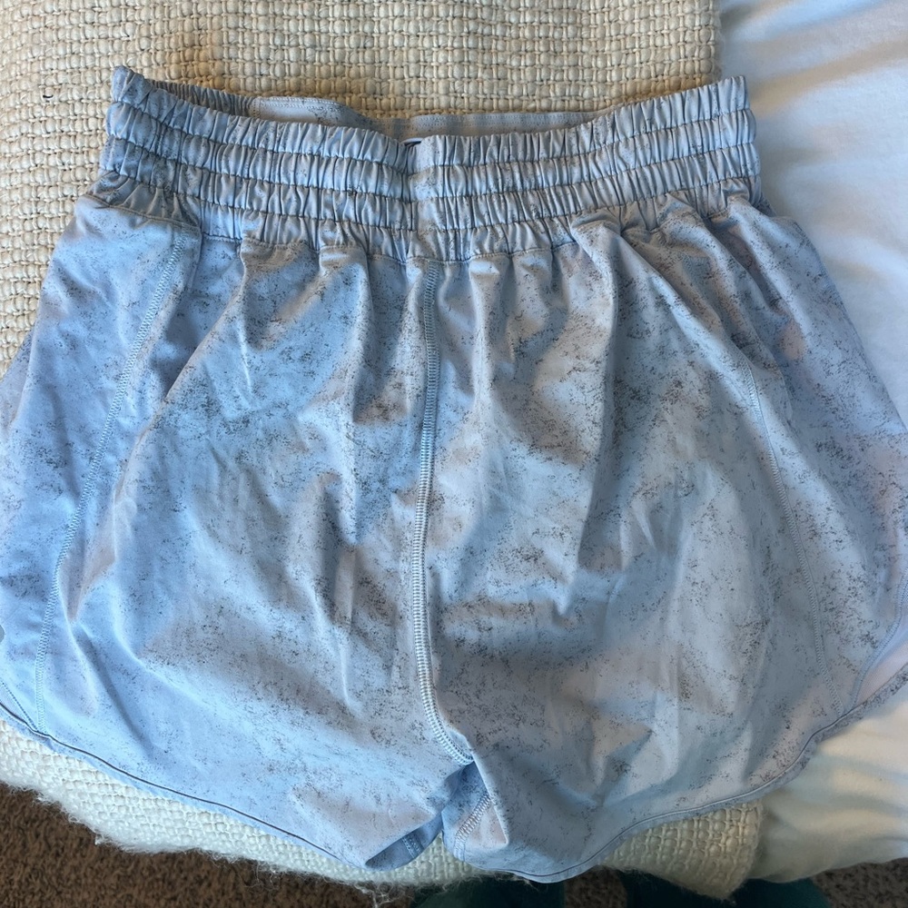 Lululemon Hotty Hot High Rise 4” Shorts